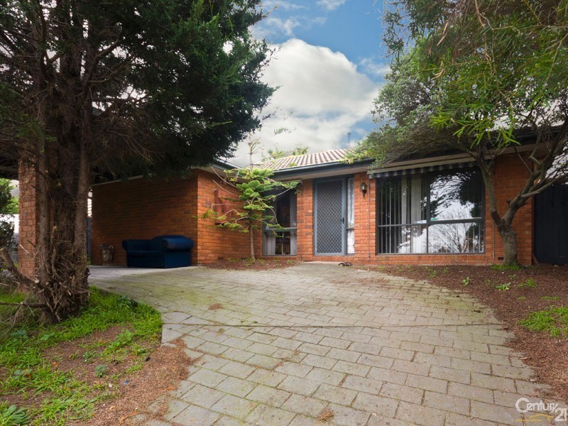44 Michelle Drive, Hampton Park VIC 3976