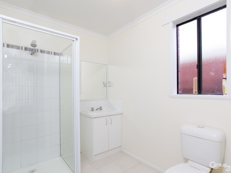 8 Niagara Court, Hampton Park VIC 3976