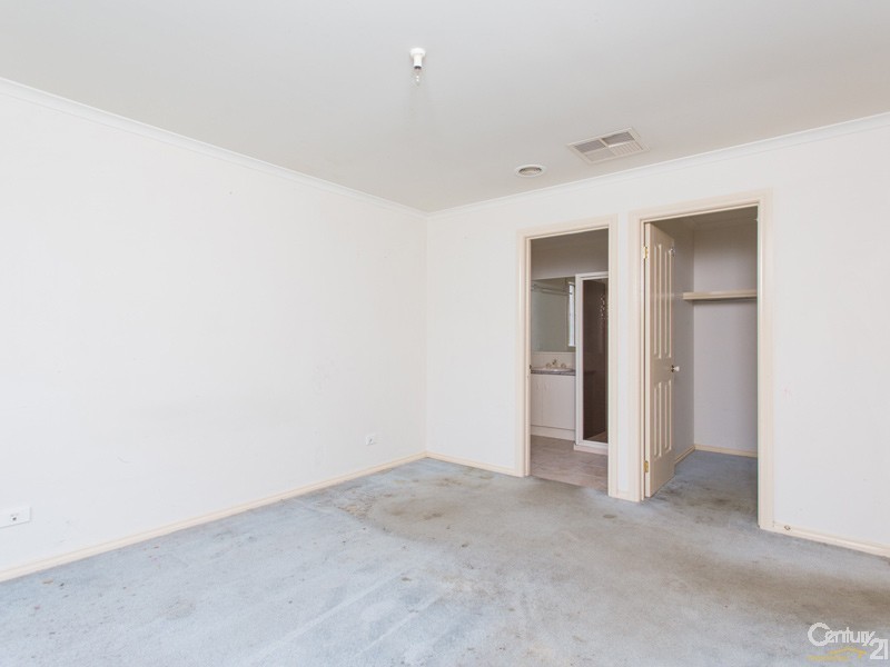 35 Bella Crescent, Hallam VIC 3803