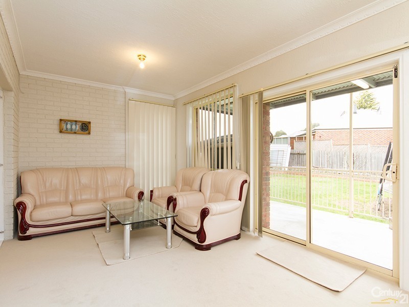 4 Tirhatuan Drive, Rowville VIC 3178