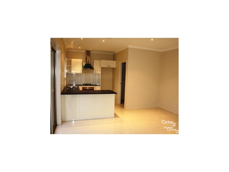 5/12-14 Kingsfield Cres, Lynbrook VIC 3975