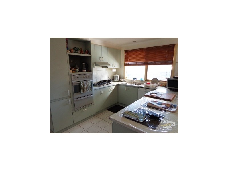 139 Pound Rd, Hampton Park VIC 3976