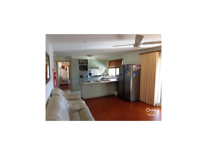 139 Pound Rd, Hampton Park VIC 3976