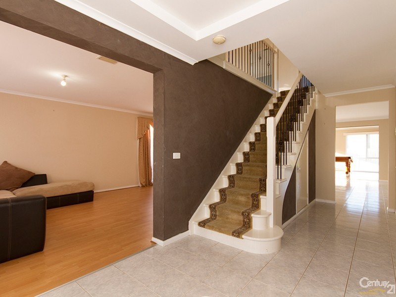 13 Wattlebird Court, Narre Warren VIC 3805