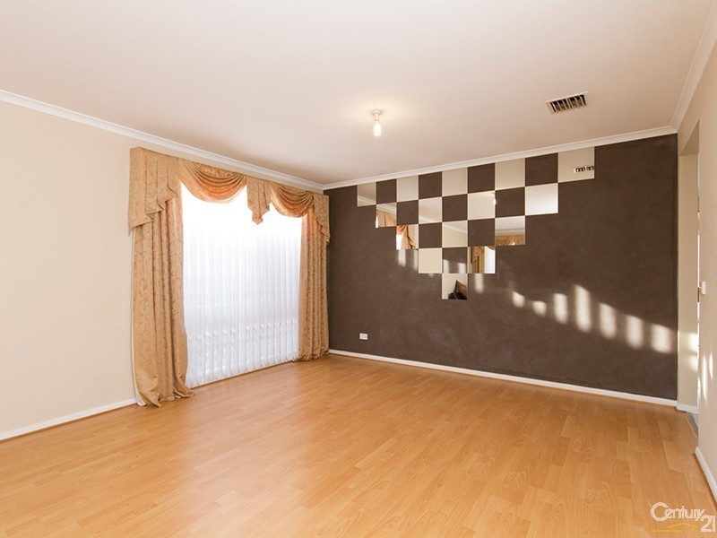 13 Wattlebird Court, Narre Warren VIC 3805