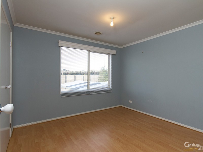 13 Wattlebird Court, Narre Warren VIC 3805