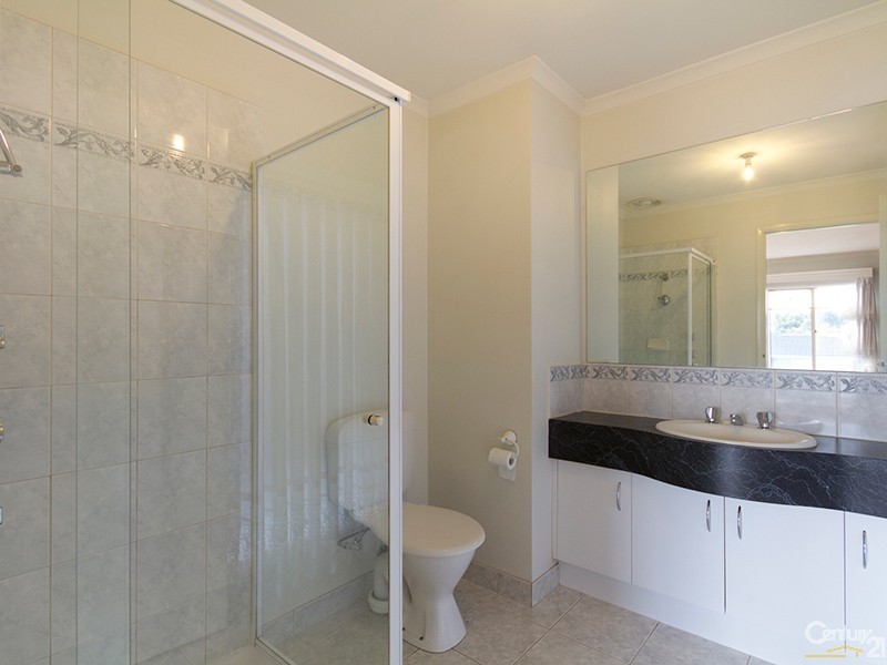 13 Wattlebird Court, Narre Warren VIC 3805