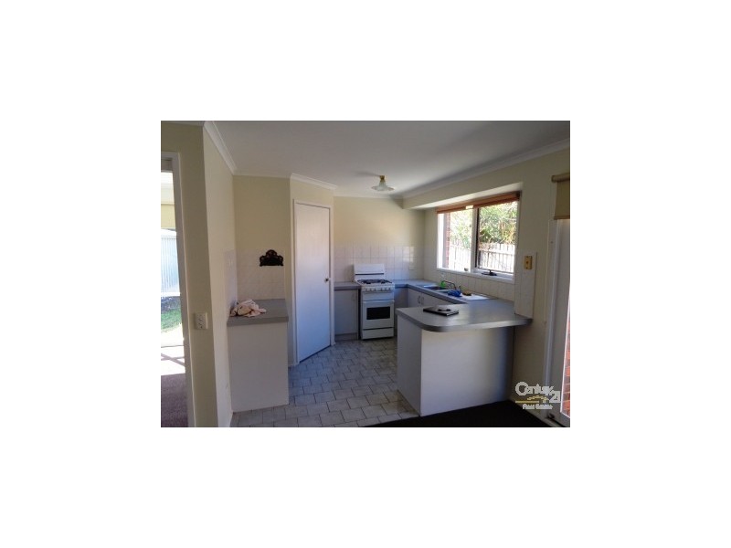 15 Meredith Cres, Hampton Park VIC 3976