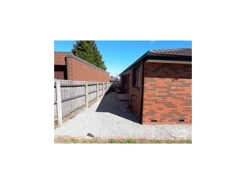 15 Meredith Cres, Hampton Park VIC 3976