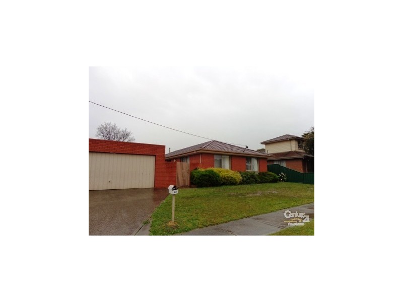 144 Somerville Rd, Hampton Park VIC 3976
