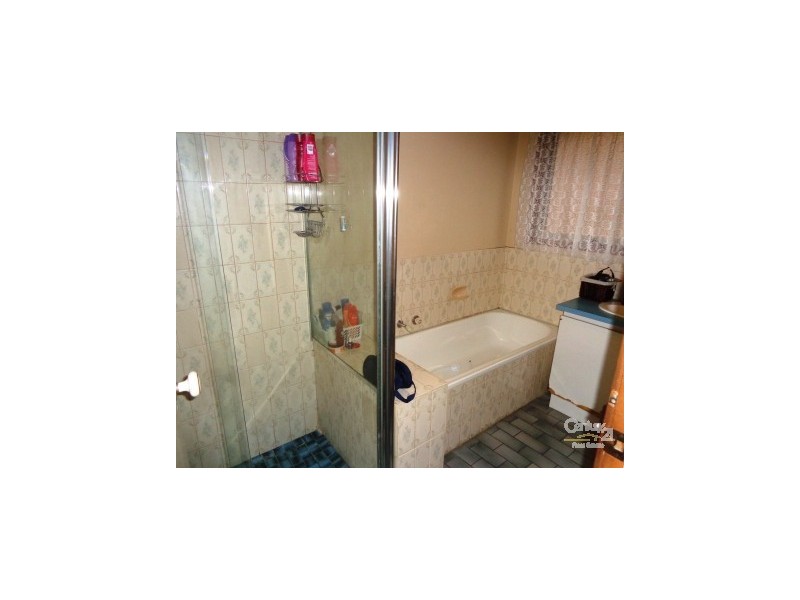 144 Somerville Rd, Hampton Park VIC 3976