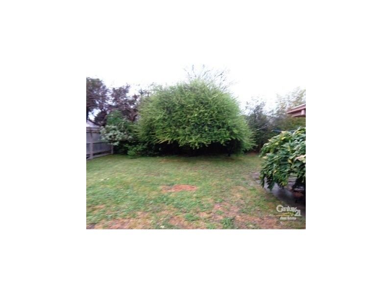 144 Somerville Rd, Hampton Park VIC 3976