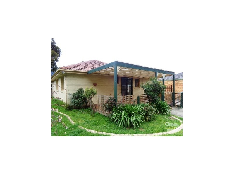 22 Edinborough St, Hallam VIC 3803