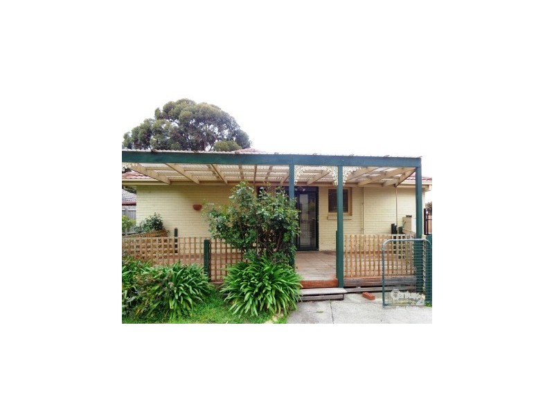 22 Edinborough St, Hallam VIC 3803