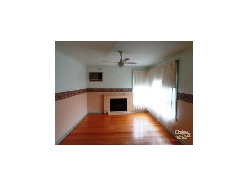 22 Edinborough St, Hallam VIC 3803