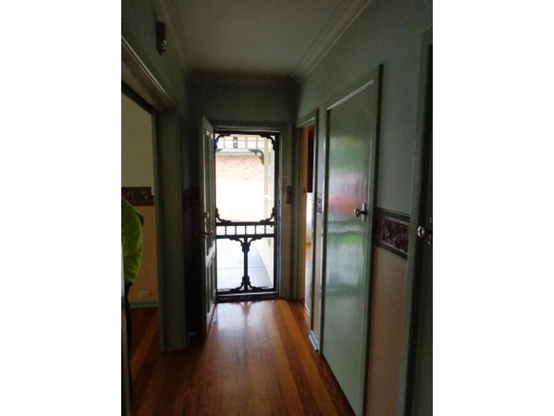 22 Edinborough St, Hallam VIC 3803