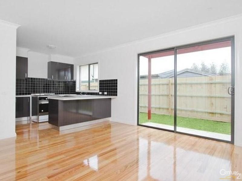 2/184-186 Princes Highway, Pakenham VIC 3810