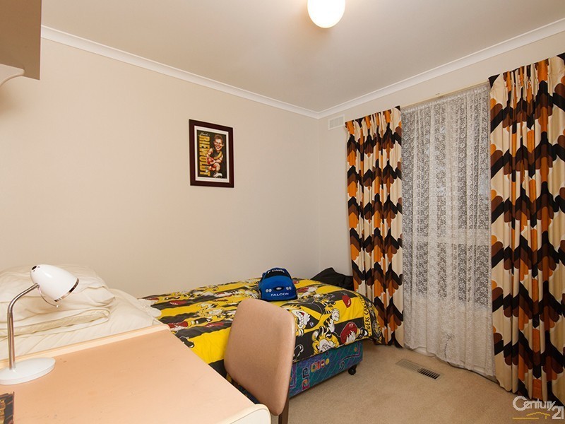 55 The Grange, Hampton Park VIC 3976