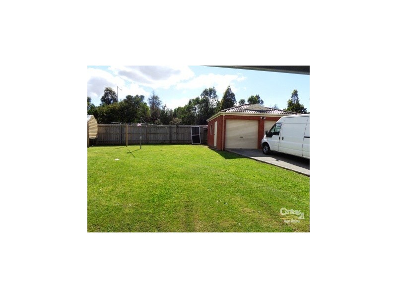 20 Sanctuary Rise, Narre Warren VIC 3805