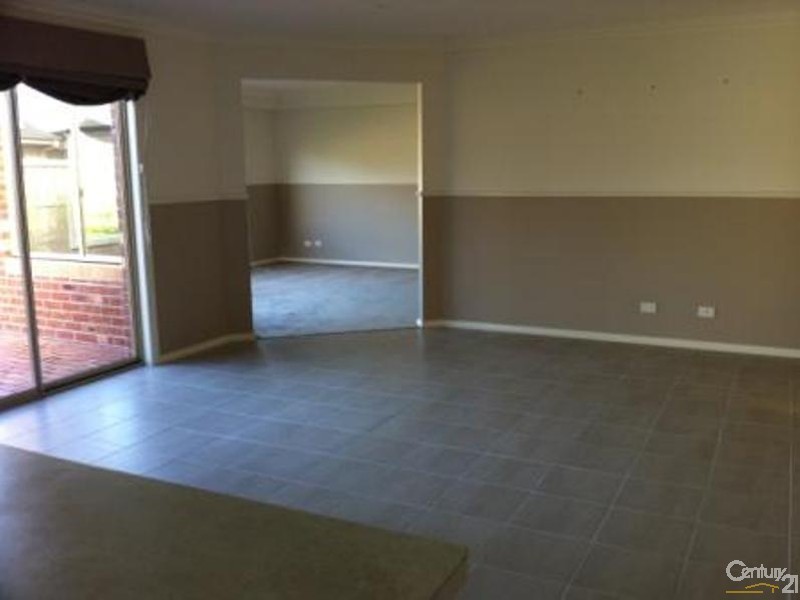 12 Mallet Grove, Lyndhurst VIC 3975