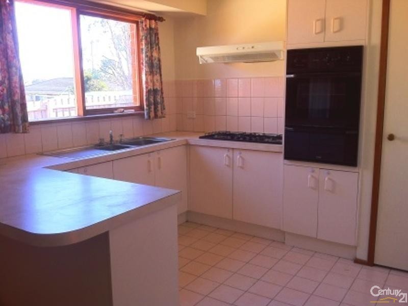 2 Rosalie Court, Hampton Park VIC 3976