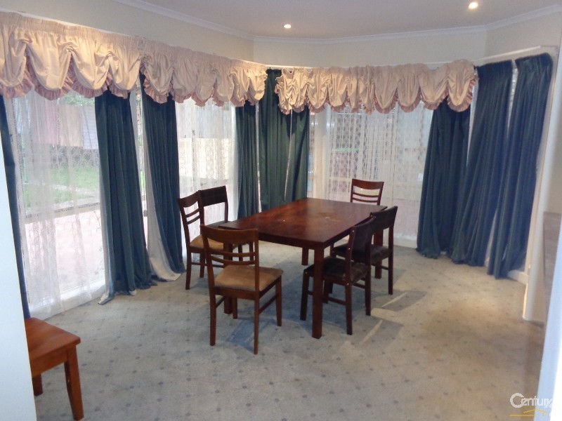 42 Eleanore Crescent, Hallam VIC 3803