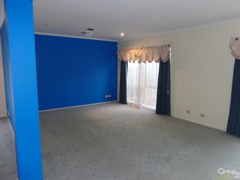 42 Eleanore Crescent, Hallam VIC 3803