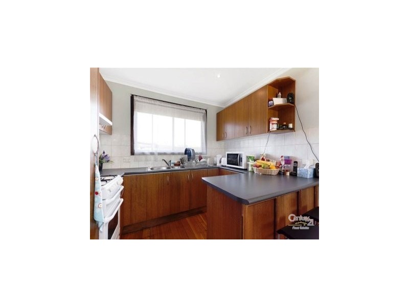 5 Thredbo Crt, Dandenong North VIC 3175