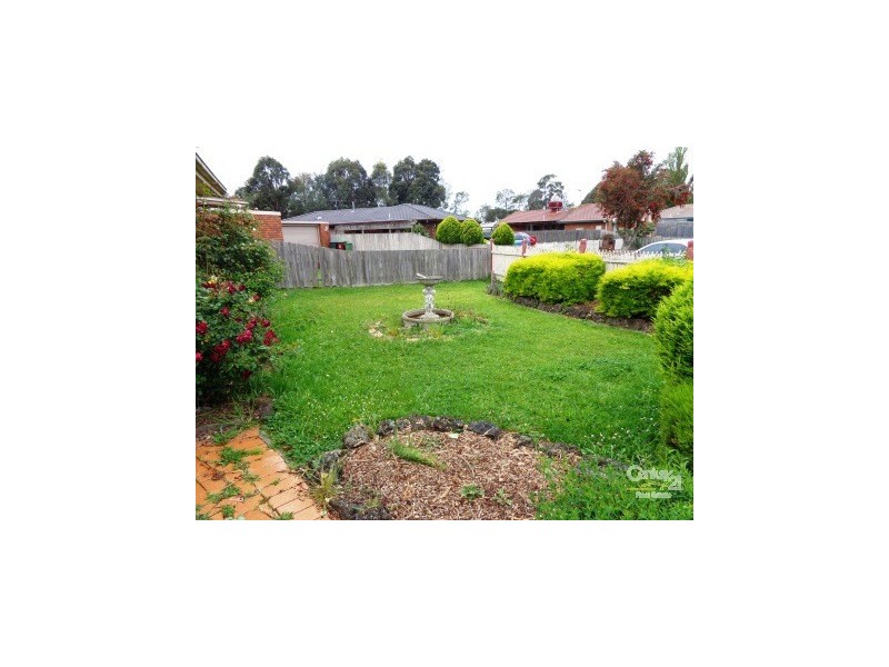 12 Bluegum Crt, Narre Warren VIC 3805