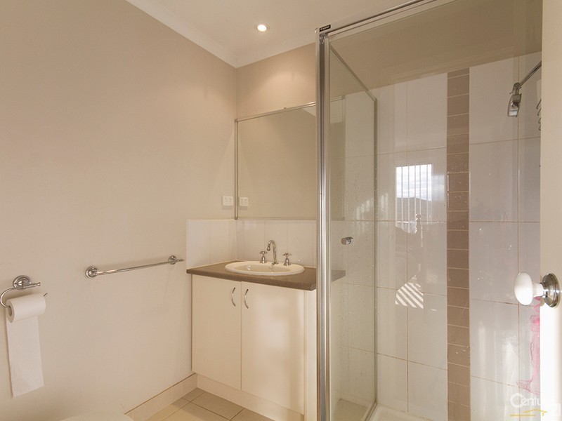 4/9 Carly Close, Narre Warren South VIC 3805