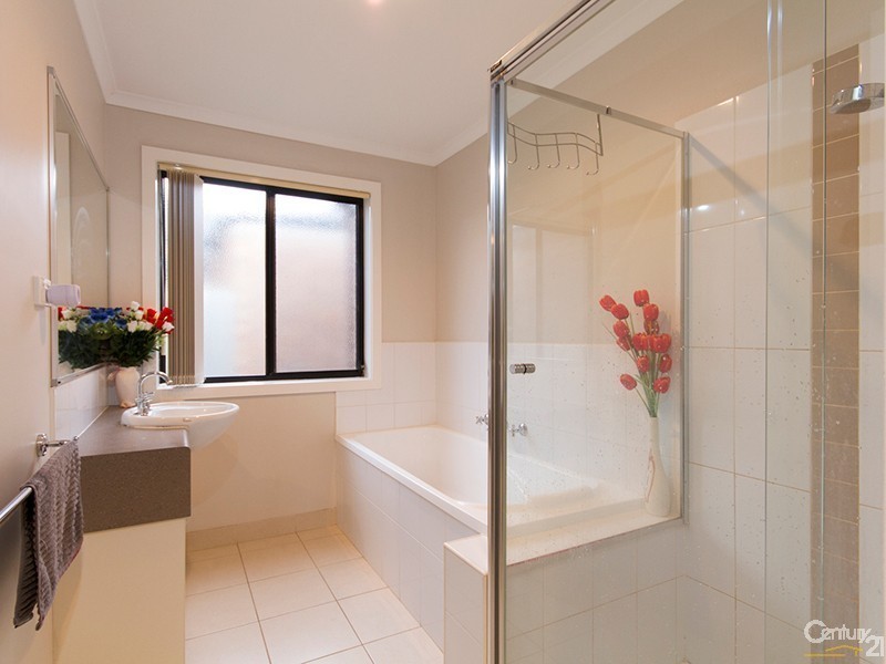 4/9 Carly Close, Narre Warren South VIC 3805