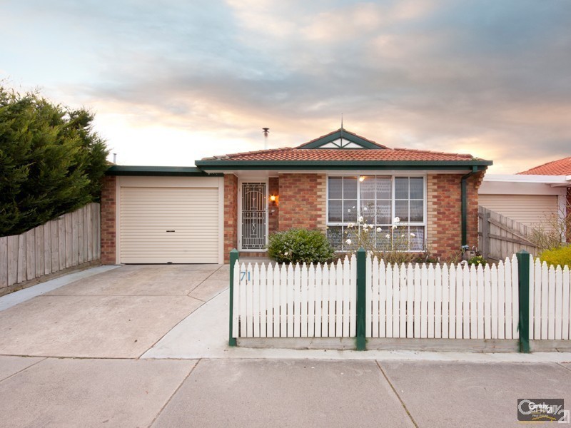 71 Ormond Road, Hampton Park VIC 3976