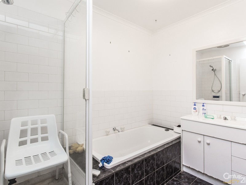 28/20 Somerville Road, Hampton Park VIC 3976