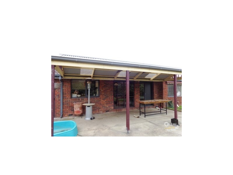 3 Isaac Edey Pl, Hampton Park VIC 3976