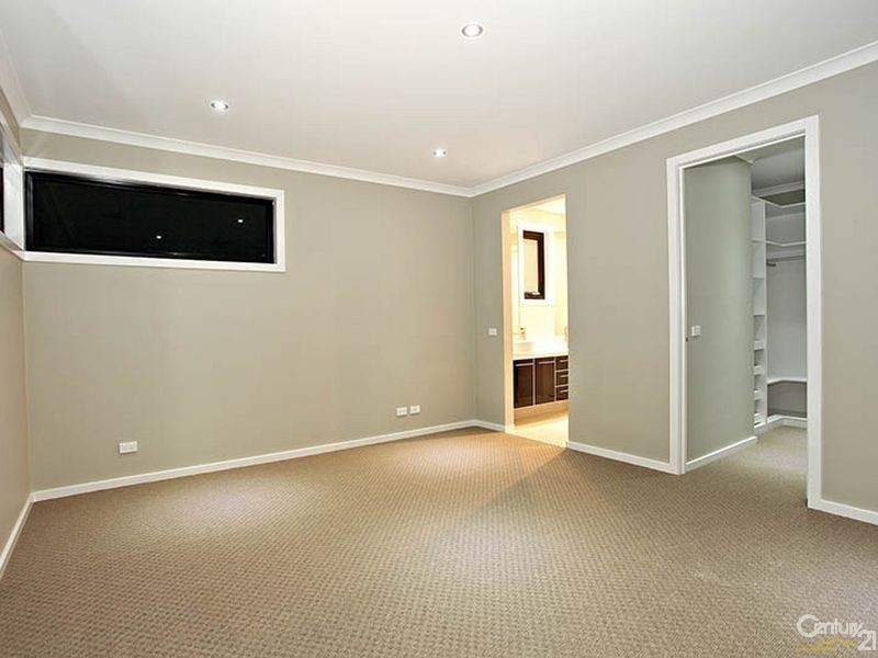39 Everlasting Boulevard (Cnr Stocks Drive), Cranbourne West VIC 3977
