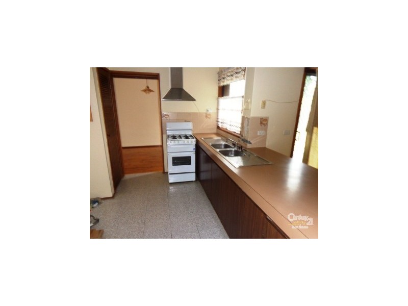 39 Greenvalley Cres, Hampton Park VIC 3976