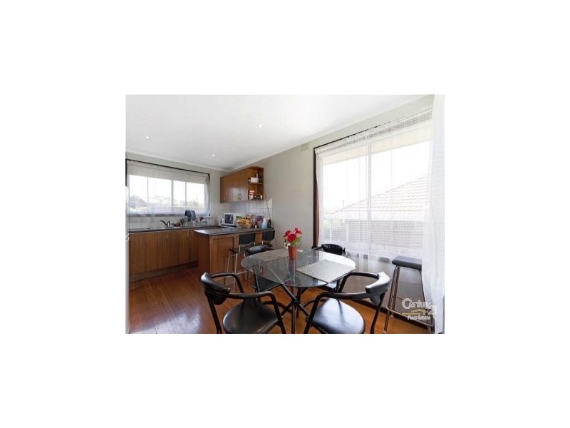 5 Thredbo Crt, Dandenong North VIC 3175