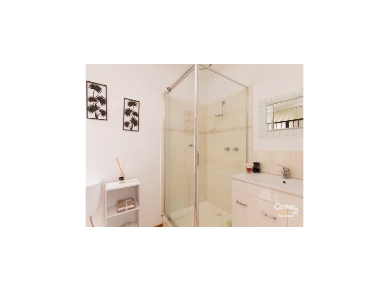 16 General Joshua Dve, Hampton Park VIC 3976