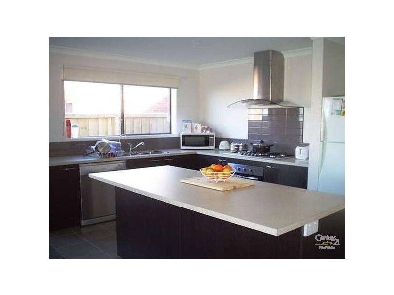 23 BANFIELD PLACE, Lyndhurst VIC 3975