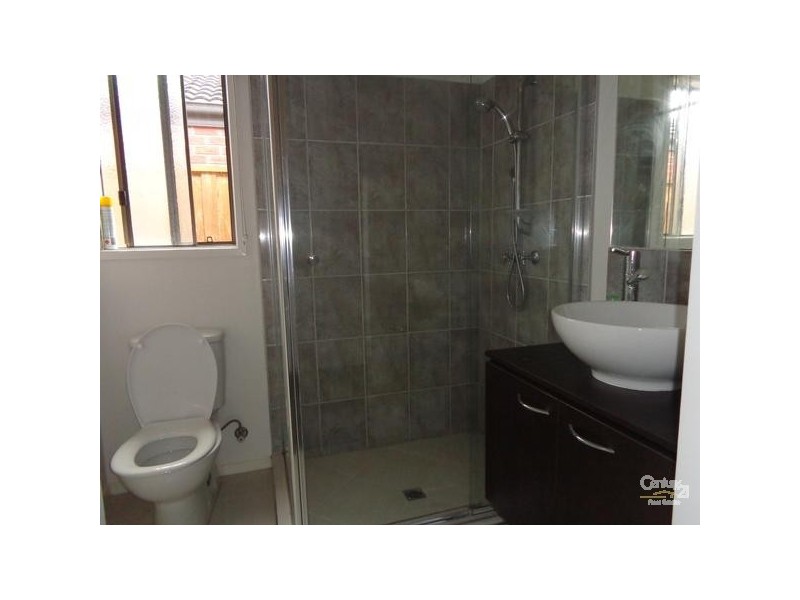 23 BANFIELD PLACE, Lyndhurst VIC 3975