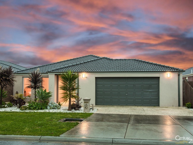 4 Kingsbarn Court, Cranbourne VIC 3977