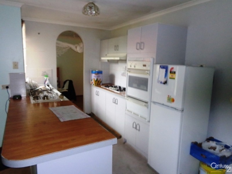 35 Lesley Dve, Hampton Park VIC 3976