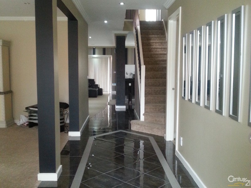 16 Hopegood Place, Lynbrook VIC 3975