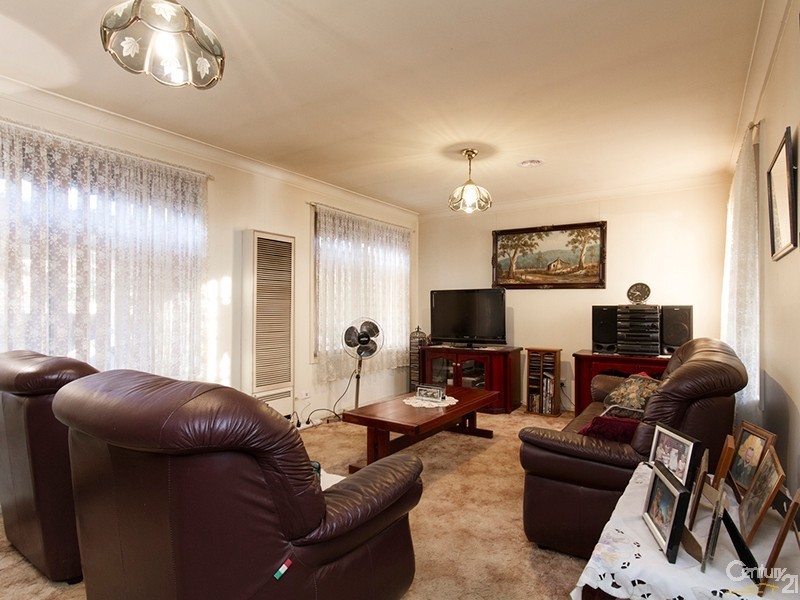 28 Highland Avenue, Hampton Park VIC 3976