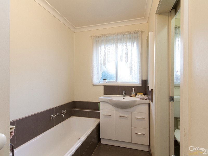 28 Highland Avenue, Hampton Park VIC 3976