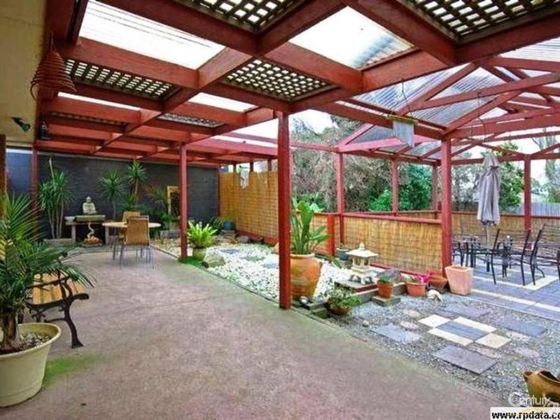 8 Wycombe Rise, Hampton Park VIC 3976