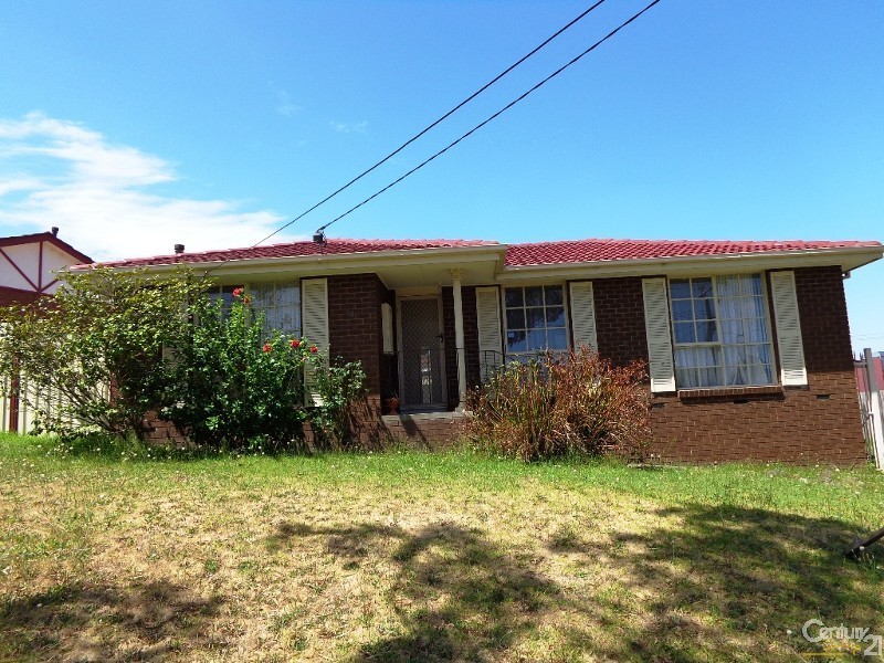 9 Prospect Hill Cres, Dandenong North VIC 3175