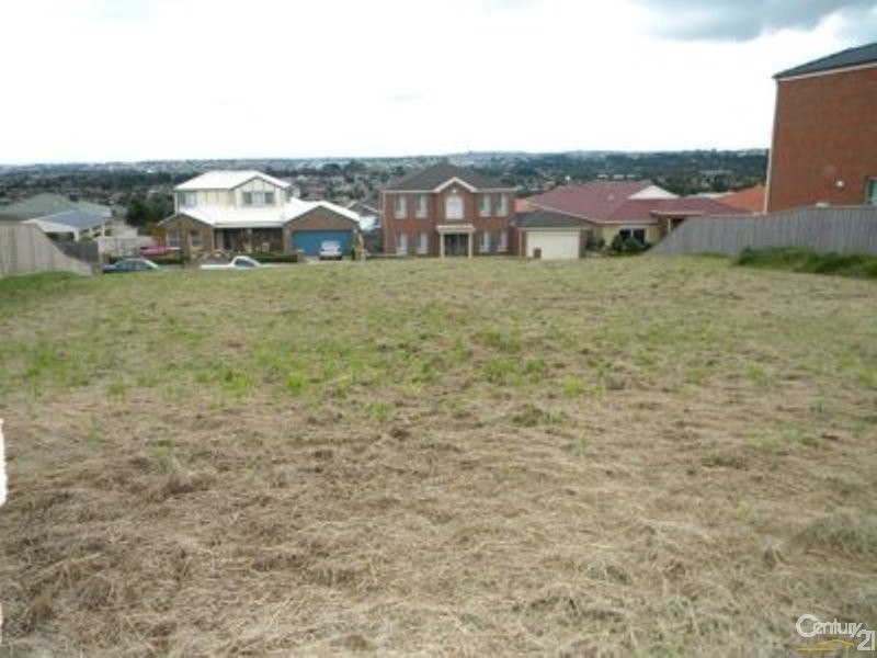 73 Montbrae Circuit, Narre Warren North VIC 3804