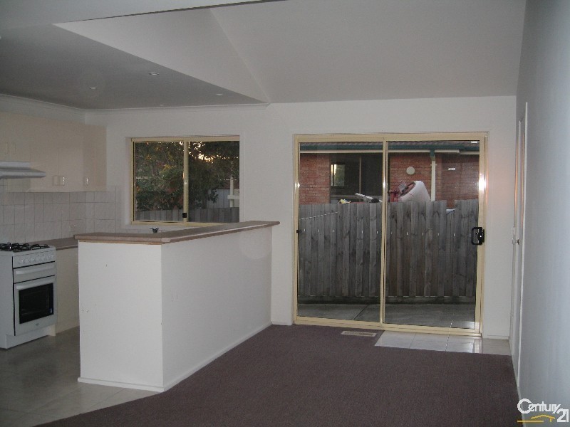 2/66 Doveton Ave,, Eumemmerring VIC 3177