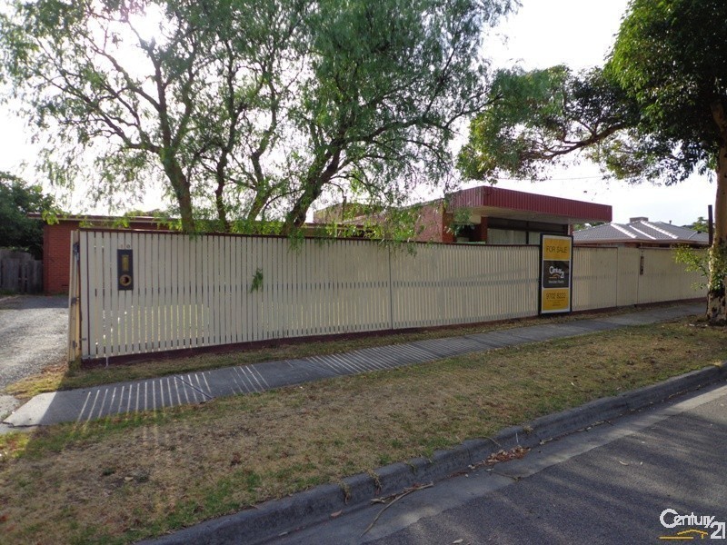 42 Robjant Street, Hampton Park VIC 3976